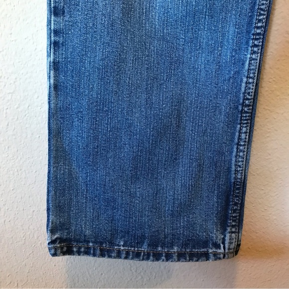 Van Heusen Classic Fit Blue Jeans Size 34 x 32 - Picture 8 of 15